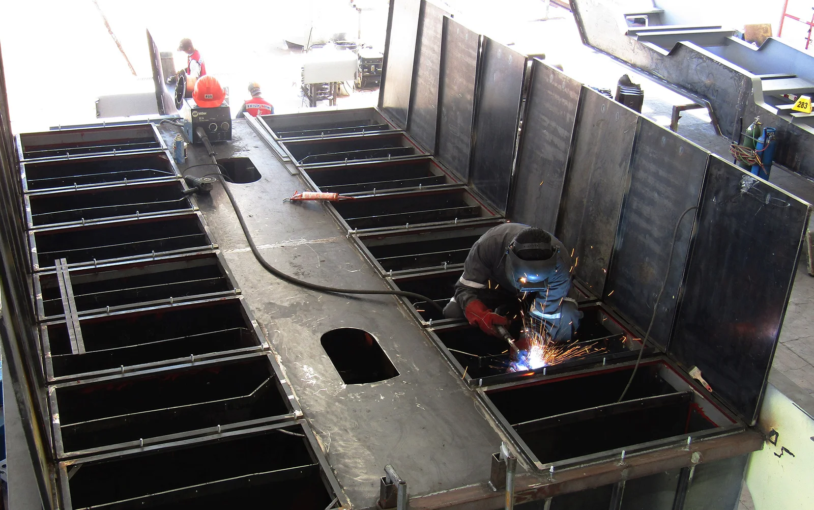 Baghouse manufacture