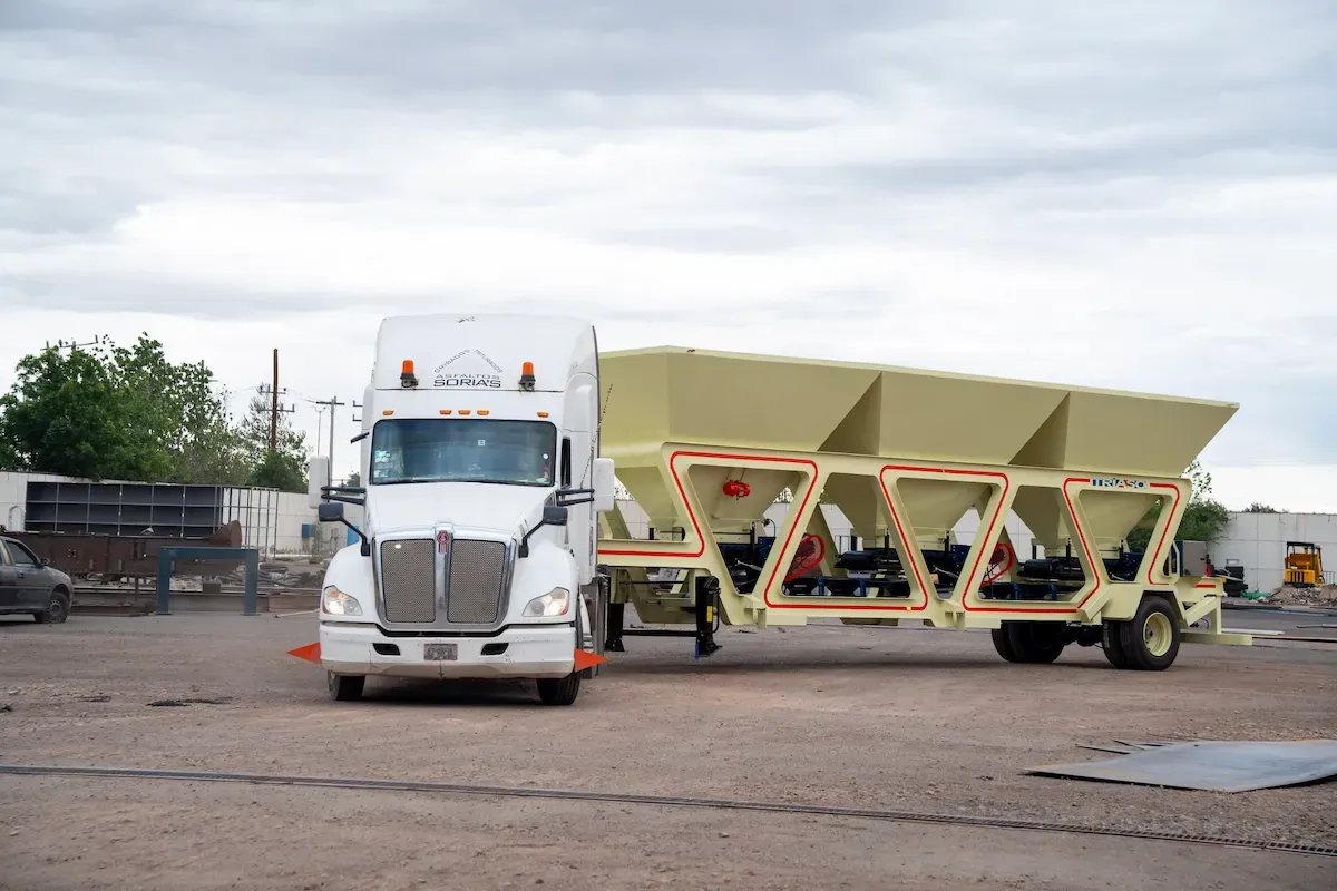 Truck eqquipped with a bin unit system